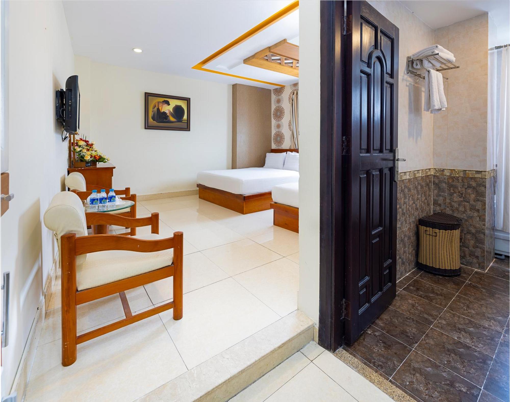 Boss Palace Hotel Ho Chi Minh City Exterior photo